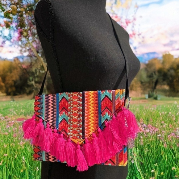 Ethnic Boho Crossbody Bag Handmade Embroidery Tassels Chic Vibrant Colorful NEW - Picture 1 of 16
